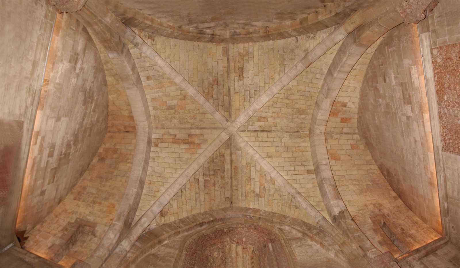Figure 23.  Example of cross vault on the ground floor.